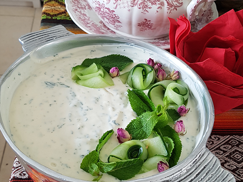 borani esfenage